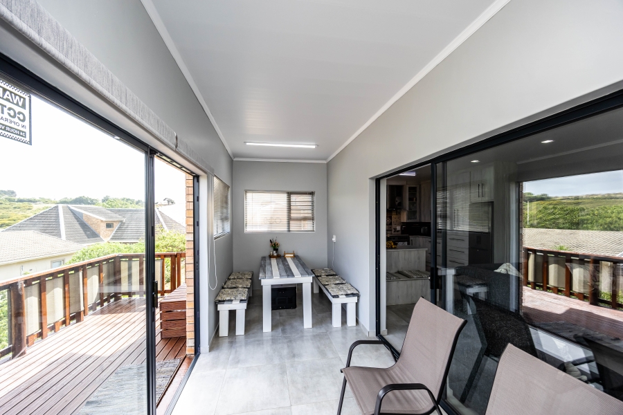 2 Bedroom Property for Sale in Cosy Corner Eastern Cape